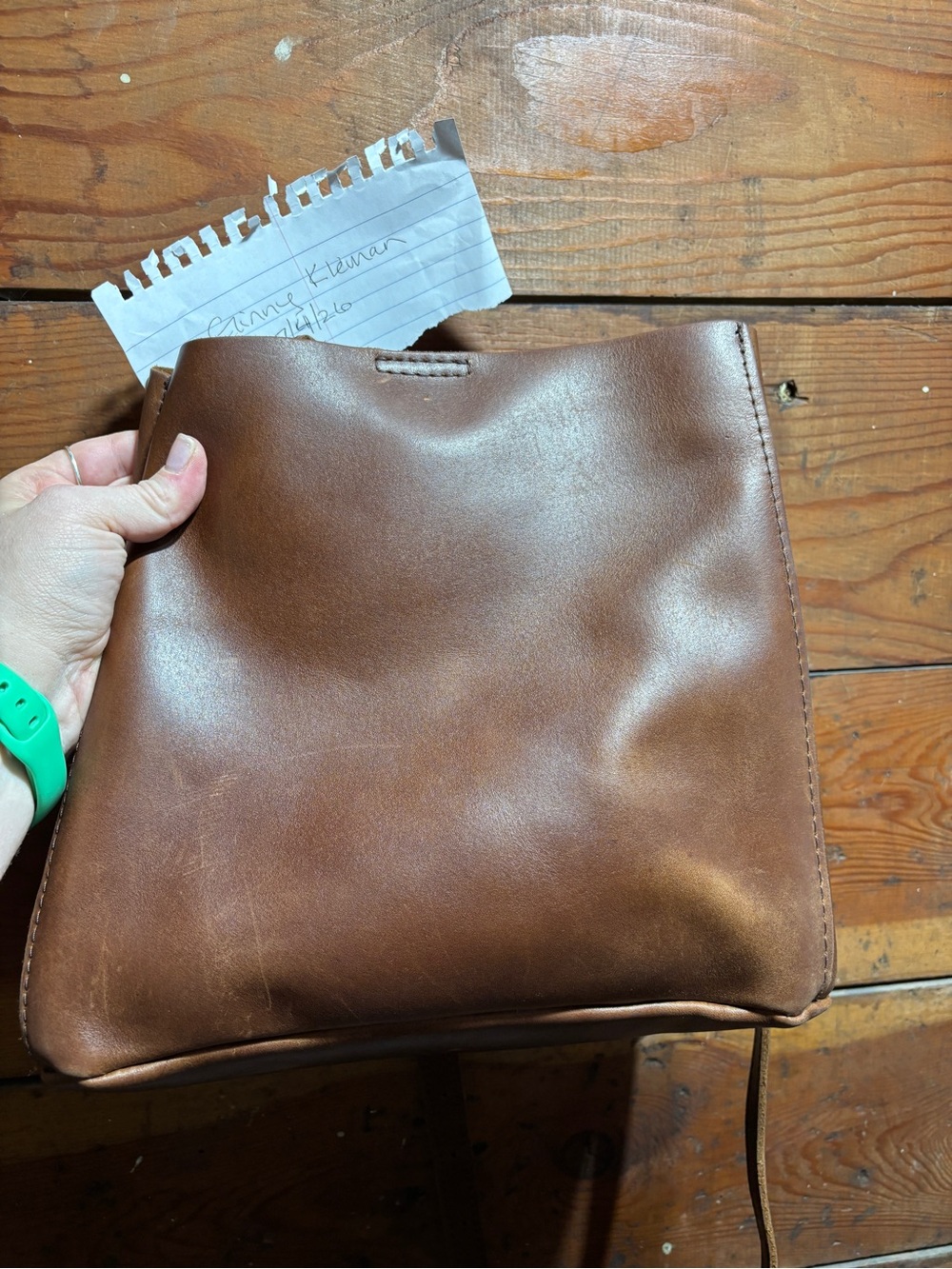 Portland Leather C Grade Butterfly Bucket in Whiskey